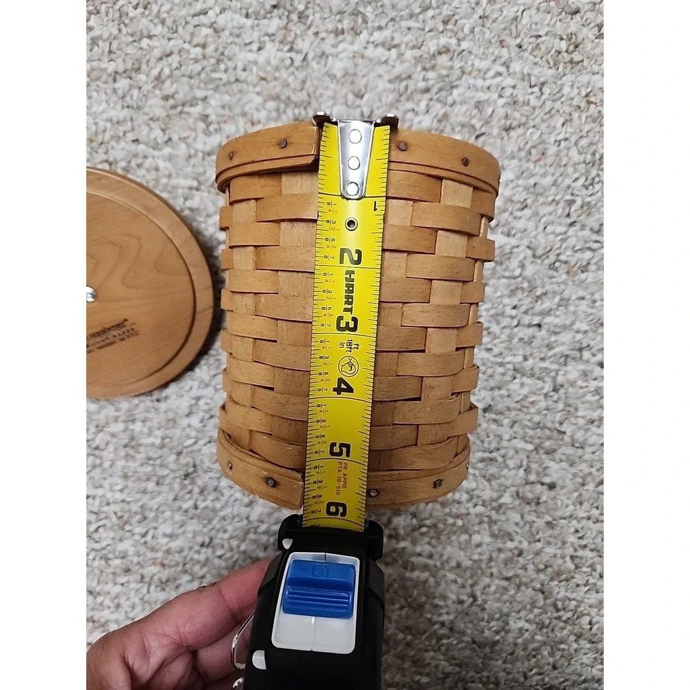 Longaberger Small Canister Basket and Lid 6 inches 2003 USA Made‎ Maple Brown